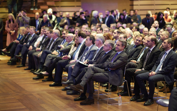 ΝΔ - Ευρωεκλογές: Οι «γειωμένοι, οι γνώστες, οι αφοσιωμένοι», οι δεξιές πινελιές και οι Βόρειοι της γαλάζιας ευρωλίστας