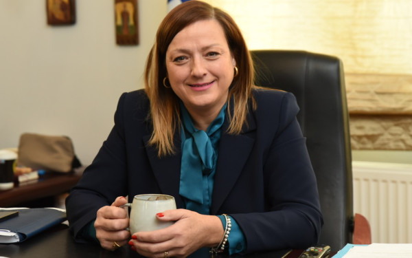 Πρωινός καφές με τη νέα δήμαρχο Δέλτα Γερακίνα Μπισμπινά (βίντεο)