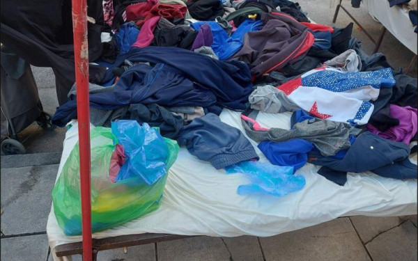 Θεσσαλονίκη: «Σαφάρι» κατά του παρεμπορίου στις λαϊκές - 671 προϊόντα «μαϊμού» στα χέρια των Αρχών