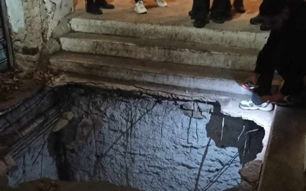 Μπιτ Παζάρ: «Κρεμόταν ένας τοίχος πάνω από το κεφάλι μας» λέει η 19χρονη που έπεσε σε τρύπα στο έδαφος (βίντεο)