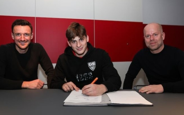 Γερμανία: Ένας 16χρονος Έλληνας ζει το όνειρό του στην Στουτγκάρδη