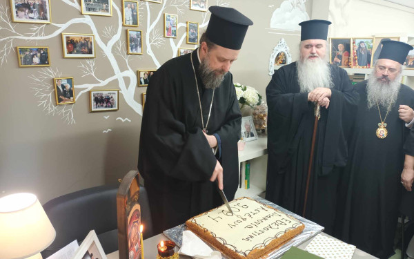 Θεσσαλονίκη: Σε ζεστό κλίμα η κοπή της βασιλόπιτας της «Εθελοντικής Διακονίας Αστέγων»