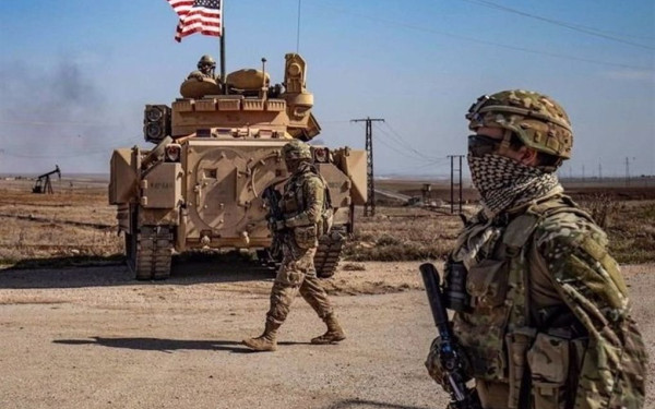 Οι ΗΠΑ ανακοινώνουν πως μειώνουν τα στρατεύματά τους στη Συρία κατά το ήμισυ