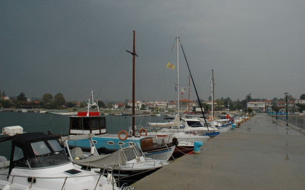 Επανομή: Βουτιά ΙΧ στο λιμάνι - Νεκρός ο οδηγός