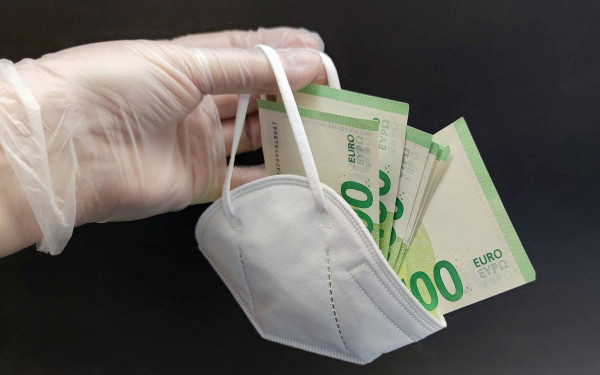 Λάρισα: Σε διαθεσιμότητα ο καρδιοχειρουργός που πιάστηκε με φακελάκι 2.500 ευρώ