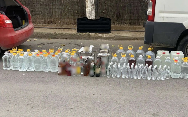 Εξαρθρώθηκε κύκλωμα που διακινούσε ποτά «μπόμπες» και λαθραία τσιγάρα στη Θεσσαλονίκη (φωτ.)