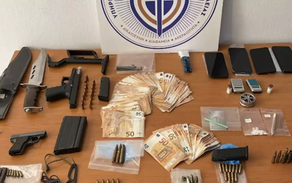 Συνελήφθη αστυνομικός για διακίνηση ναρκωτικών - Επιτέθηκε σε άλλον αστυνομικό που πήγε να τον συλλάβει (βίντεο)