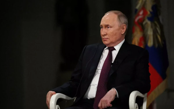 Στρατιωτικά γυμνάσια για πυρηνικά ζήτησε ο Πούτιν ως «απάντηση» στη Δύση για την αποστολή στρατευμάτων στην Ουκρανία