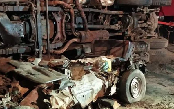 Τραγωδία στην Ινδία: Φορτηγό έπεσε σε χαράδρα - 17 νεκροί