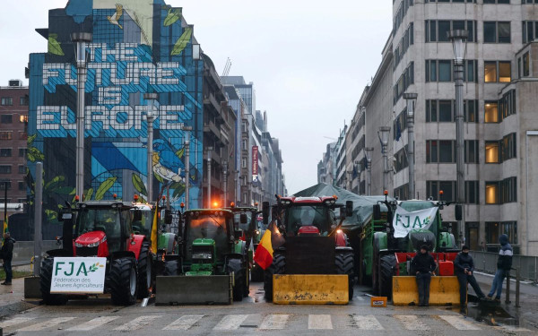 Αγρότες: Με 19 προτάσεις για τροποποίηση της ΚΑΠ στις Βρυξέλλες ο Αυγενάκης