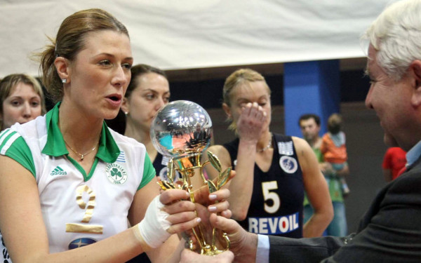 Πέθανε στα 46 της η πρώην βολεϊμπολίστρια Ρούξι Ντουμιτρέσκου