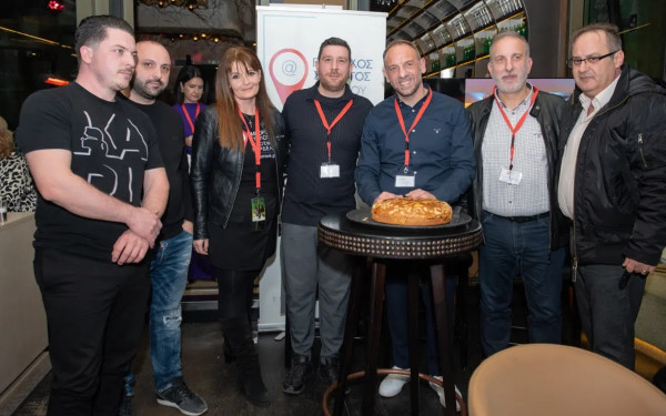 Οι έμποροι Ευόσμου Κορδελιού έκοψαν την Πρωτοχρονιάτικη πίτα του Συλλόγου