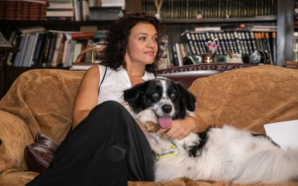 Ένα άλμπουμ για την προστασία των ζώων με πολλούς συμβολισμούς