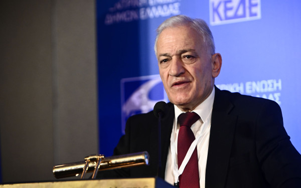 Αυτοδιοίκηση: Τη συνέχιση του προγράμματος για την απασχόληση ανέργων ηλικίας 55-67 ζητά η ΚΕΔΕ