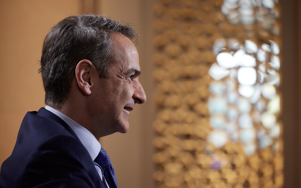 Στο Κατάρ ο Μητσοτάκης - Θα συναντηθεί με τον Εμίρη