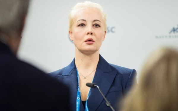 Σύζυγος Ναβάλνι: : «Ο Πούτιν είναι ο αρχηγός μιας εγκληματικής οργάνωσης»