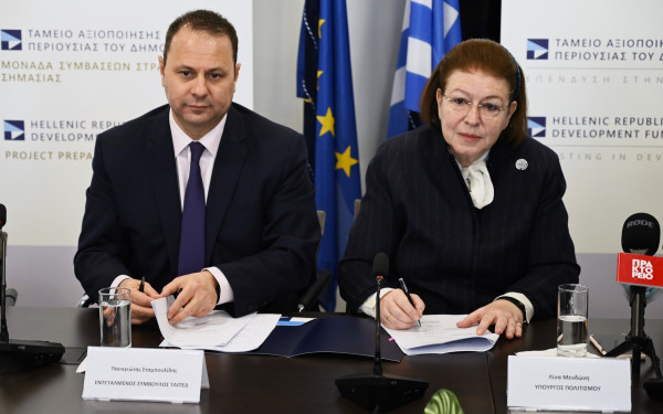 Τατόι: Υπεγράφη η σύμβαση για την έναρξη της δεύτερης φάσης ανάδειξης του κτήματος