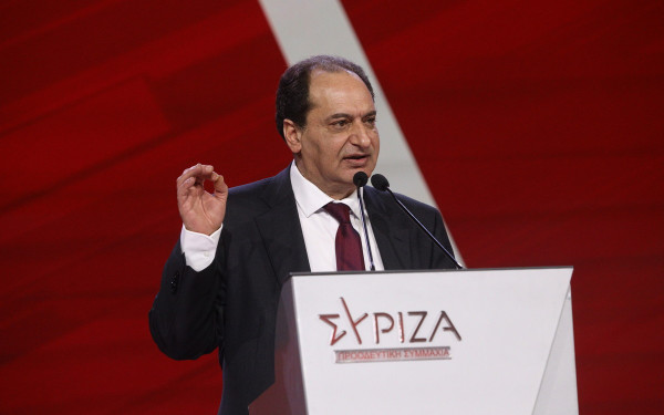 Σπίρτζης: "Θα ήταν τιμή μου να διαγραφώ..." (Βίντεο)