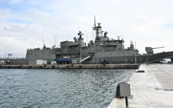 Στην Ερυθρά  Θάλασσα έφτασε η φρεγάτα Ύδρα