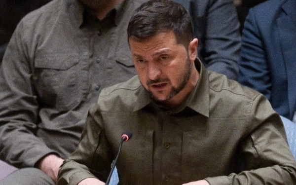 Β. Ζελένσκι: «Η Ρωσία εξαπέλυσε πάνω από 40 πυραύλους»