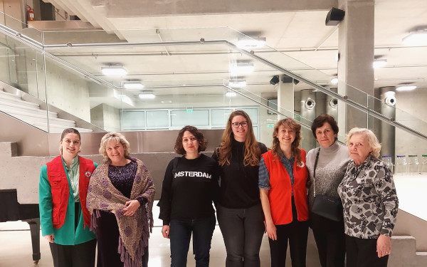 Ο Ελληνικός Ερυθρός Σταυρός στηρίζει  διαρκώς τους Ουκρανούς στη Θεσσαλονίκη