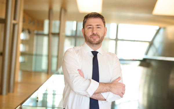 Νίκος Ανδρουλάκης στη «ΜτΚ»: Η στέγαση είναι δικαίωμα, όχι προνόμιο