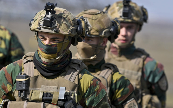 Βέλγιο: Σκάνδαλο με επιθέσεις, απειλές και εκβιασμούς στον βελγικό στρατό