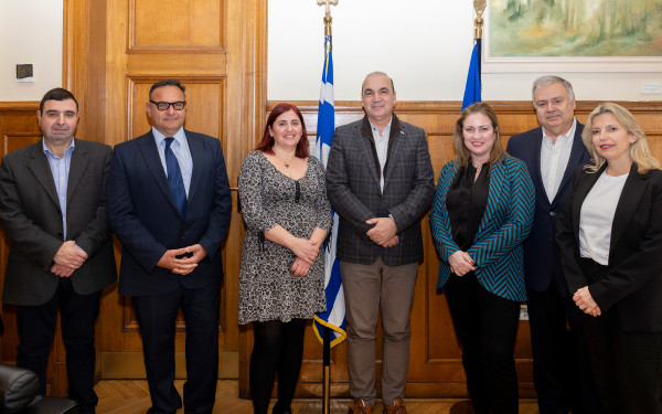 Συνάντηση του προέδρου του ΕΒΕΘ Ι.Μασούτη με τη Γ.Γραμματέα ΔΟΣ Μ.Μυρογιάννη