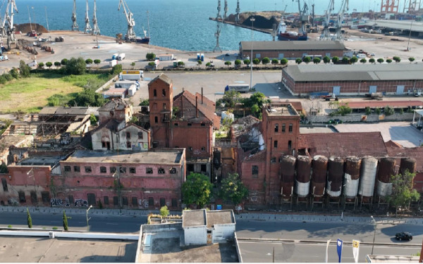 Θεσσαλονίκη: Γιατί μόνο το ΦΙΞ; Γιατί όχι και το Αλλατίνη και η Υφανέτ; Tου Νίκου Ηλιάδη