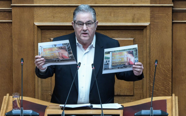 Δ. Κουτσούμπας για «sugar daddies»: Τους αλητήριους εμπόρους λευκής σαρκός καταγγείλαμε και όχι τις γυναίκες - θύματα της εκμετάλλευσης