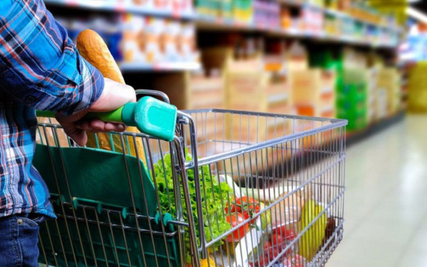 ΕΚΠΟΙΖΩ: Ημίμετρο με ημερομηνία λήξης, οι μειώσεις των τιμών στα προϊόντα σούπερ μάρκετ