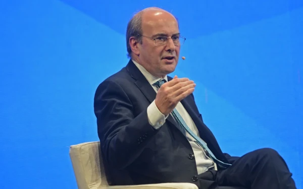 Κ. Χατζηδάκης στη Θεσσαλονίκη: Κατακτήσεις της πόλης το αεροδρόμιο και το Λιμάνι - Νέες συνδέσεις με Νάξο και Άμστερνταμ