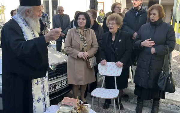 Κατερίνη: Μία 83χρονη δώρισε εξοπλισμένο ασθενοφόρο στο ΕΚΑΒ Πιερίας