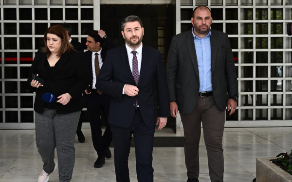 ΣτΕ: Μη νόμιμη και αντισυνταγματική η άρνηση της ΑΔΑΕ να ενημερώσει τον Ανδρουλάκη για τις παρακολουθήσεις