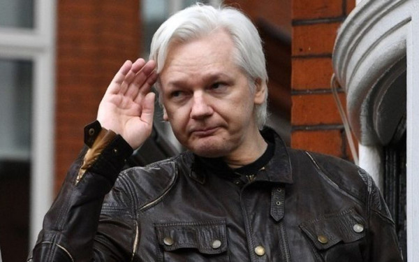 Υπόθεση Τζούλιαν Ασάνζ: Το Συμβούλιο της Ευρώπης ανησυχεί για τη μεταχείριση του ιδρυτή του WikiLeaks