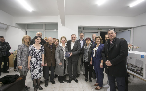 Δωρεά πολυμηχανήματος από την Κίνηση Επικοινωνίας Πολιτών Φιλύρου στο Δημοτικό Ιατρείο