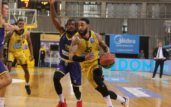 Μπάσκετ: Νίκη χωρίς τον κόσμο του ο Άρης (βίντεο)