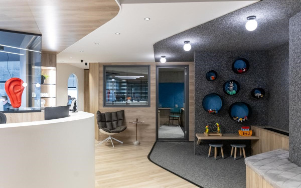 Χρυσικός Ακουστικά Βαρηκοΐας: «Ακοή, Aίσθηση, Zωή»