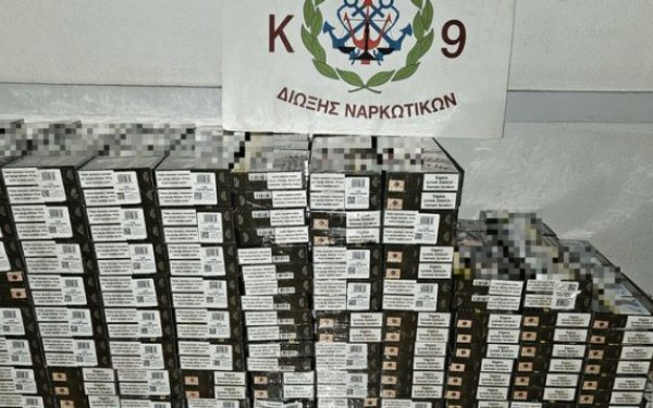 Ηγουμενίτσα: Χειροπέδες σε οδηγό φορτηγού - Είχε κρυμμένα στον τράκτορα 785 πακέτα λαθραίων τσιγάρων