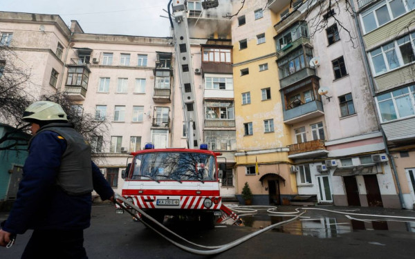 Ζελένσκι: Η Ρωσία χρησιμοποίησε πιθανόν βορειοκορεατικό πύραυλο για τον βομβαρδισμό κοντά στο Κίεβο