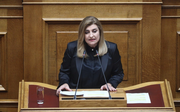 «Kατασχέσεις και πλειστηριασμοί σε βάρος πλημμυροπαθών», καταγγέλλει η Ευ. Λιακούλη