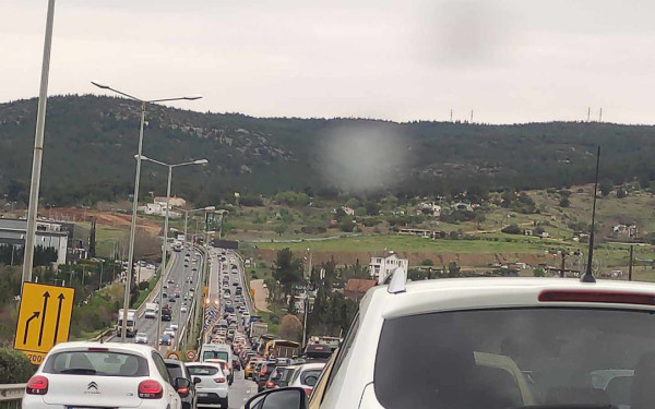 Θεσσαλονίκη: Κυκλοφοριακό χάος στον Περιφερειακό μετά από δύο τροχαία