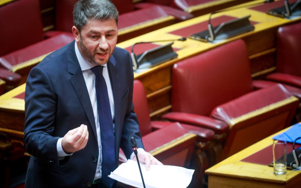 Πρόταση δυσπιστίας - Ν. Ανδρουλάκης: Τα χειροκροτήματα των βουλευτών και το ύφος του Καραμανλή δείχνουν ότι η ΝΔ έχει μηδενική ενσυναίσθηση