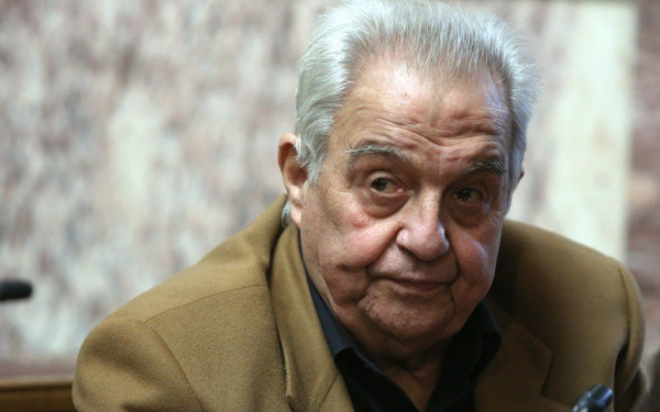 Επιμένει ο Α. Φλαμπουράρης ότι ο ΣΥΡΙΖΑ προστάτεψε την πρώτη κατοικία