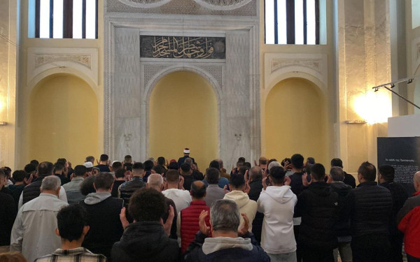 Θεσσαλονίκη: Άνοιξε μετά από 102 χρόνια το Γενί Τζαμί για το Ραμαζάνι - Αστυνομικές δυνάμεις ελέγχουν το κτίριο (βίντεο, φωτ.)