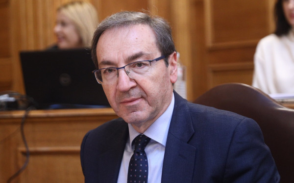 Ι. Μπούγας: Σε 2 ημέρες αντί για 450 η δημοσίευση κληρονομιάς, από τον Νοέμβριο