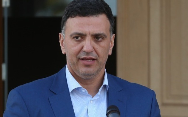 Κικίλιας για φωτιές: «Δεν υπάρχει ενεργό μέτωπο στη Σταμάτα - Μικρές αναζωπυρώσεις στην Κερατέα»