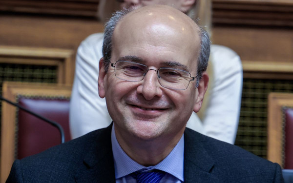 Κ. Χατζηδάκης: Θα δαπανήσουμε 4 δισ. ευρώ επιπλέον τα επόμενα 4 χρόνια