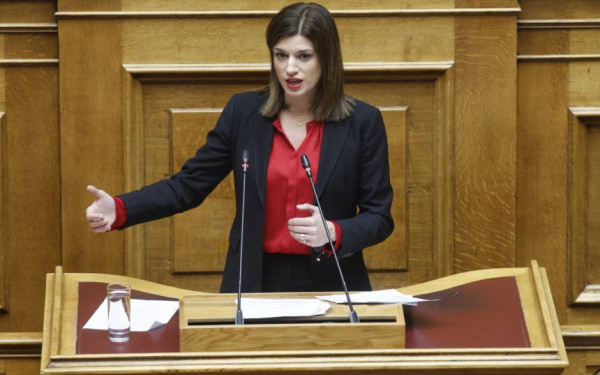 Κ.Νοτοπούλου: «Η κυβέρνηση νομοθετεί εις βάρος των εργαζομένων με αναπηρία»