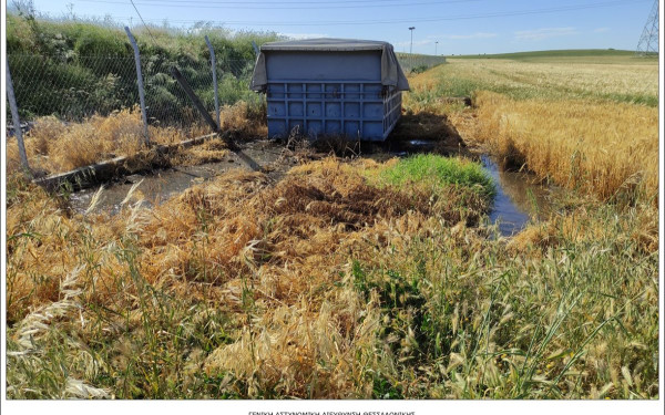Θεσσαλονίκη: Εταιρεία 63χρονου έριχνε ανεξέλεγκτα υγρά απόβλητα σε αγροτεμάχια στον Πεντάλοφο (φωτ.)